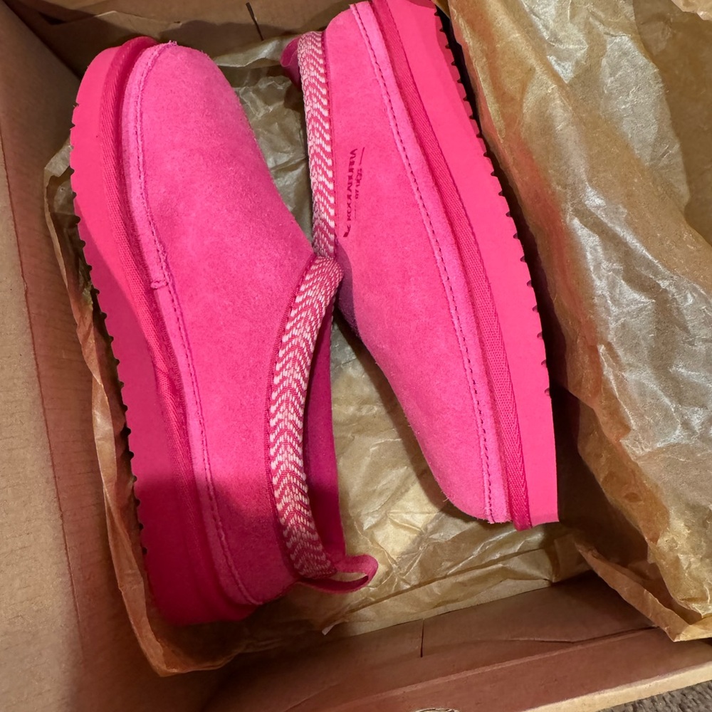 Koolaburra Pink Women's Slippers